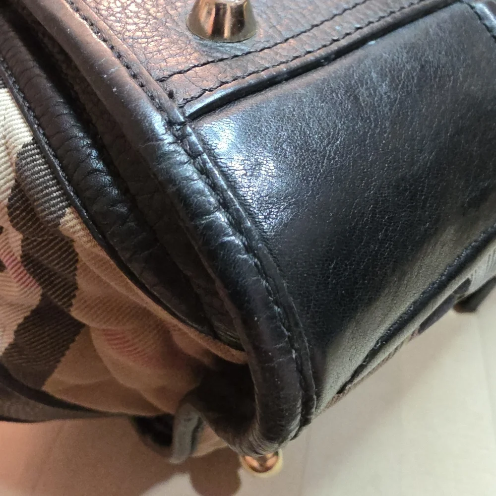 AUTHENTIC BURBERRY MANOR  QUILTED HOUSE CHECK  BAG SATCHEL PURSE Retail $3,950 - Picture 15 of 17